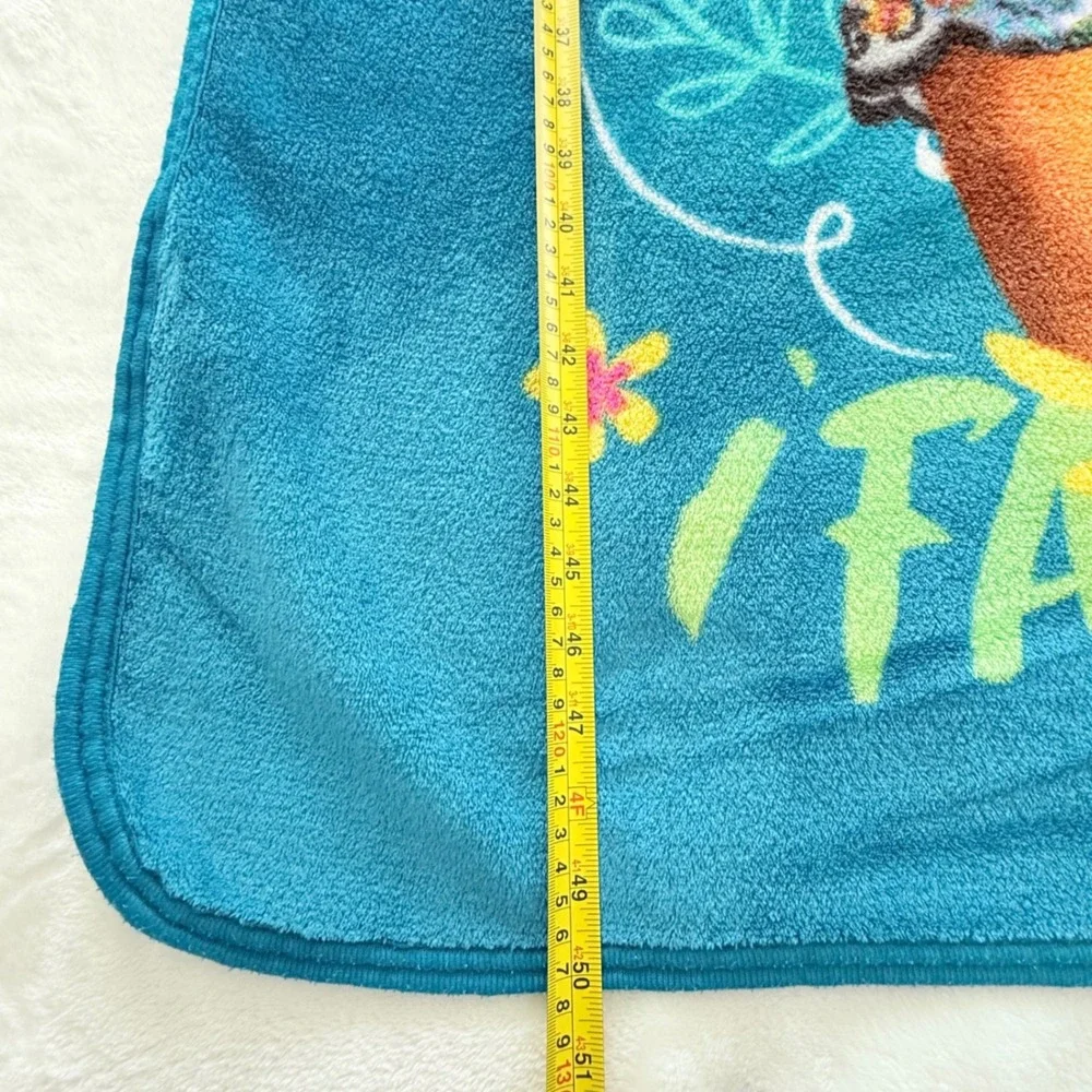 Disney Encanto Familia Plush Fleece Throw Blanket‎ Teal Mirabel Luisa Isabela